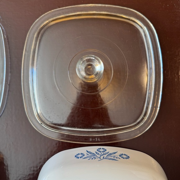 Corningware Vintage Corn Flower Blue Casserole dish 1 and 1.5 quart with lids - Picture 8 of 10